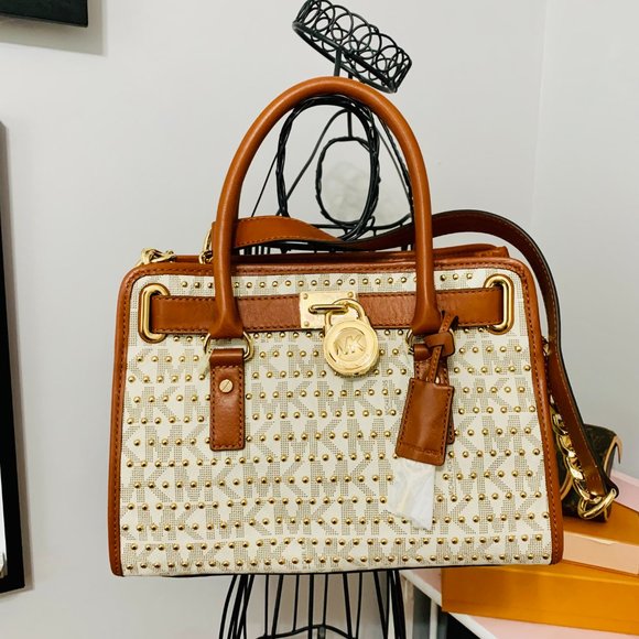 MICHAEL KORS HAMILTON STUDDED VANILLA AND GOLD SATCHEL WITH DUST BAG - Picture 11 of 14